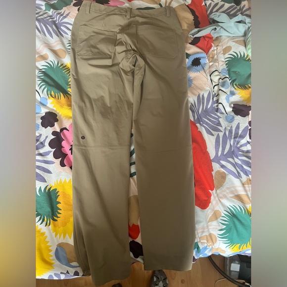 Lululemon pants - Picture 10 of 11